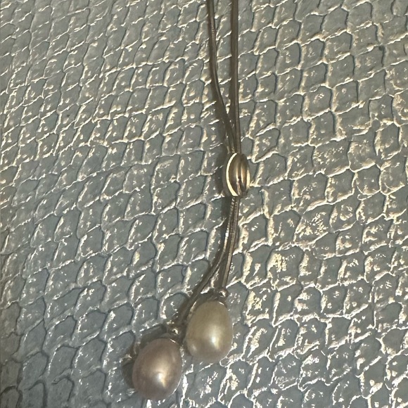 Elegant Silver Pearl Drop Necklace - Picture 10 of 10